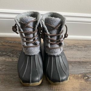 Steve madden duck boots